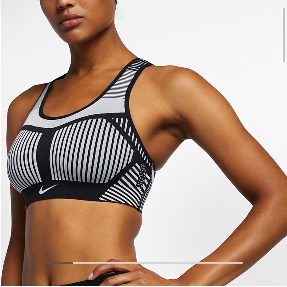 nike fly knit sports bra